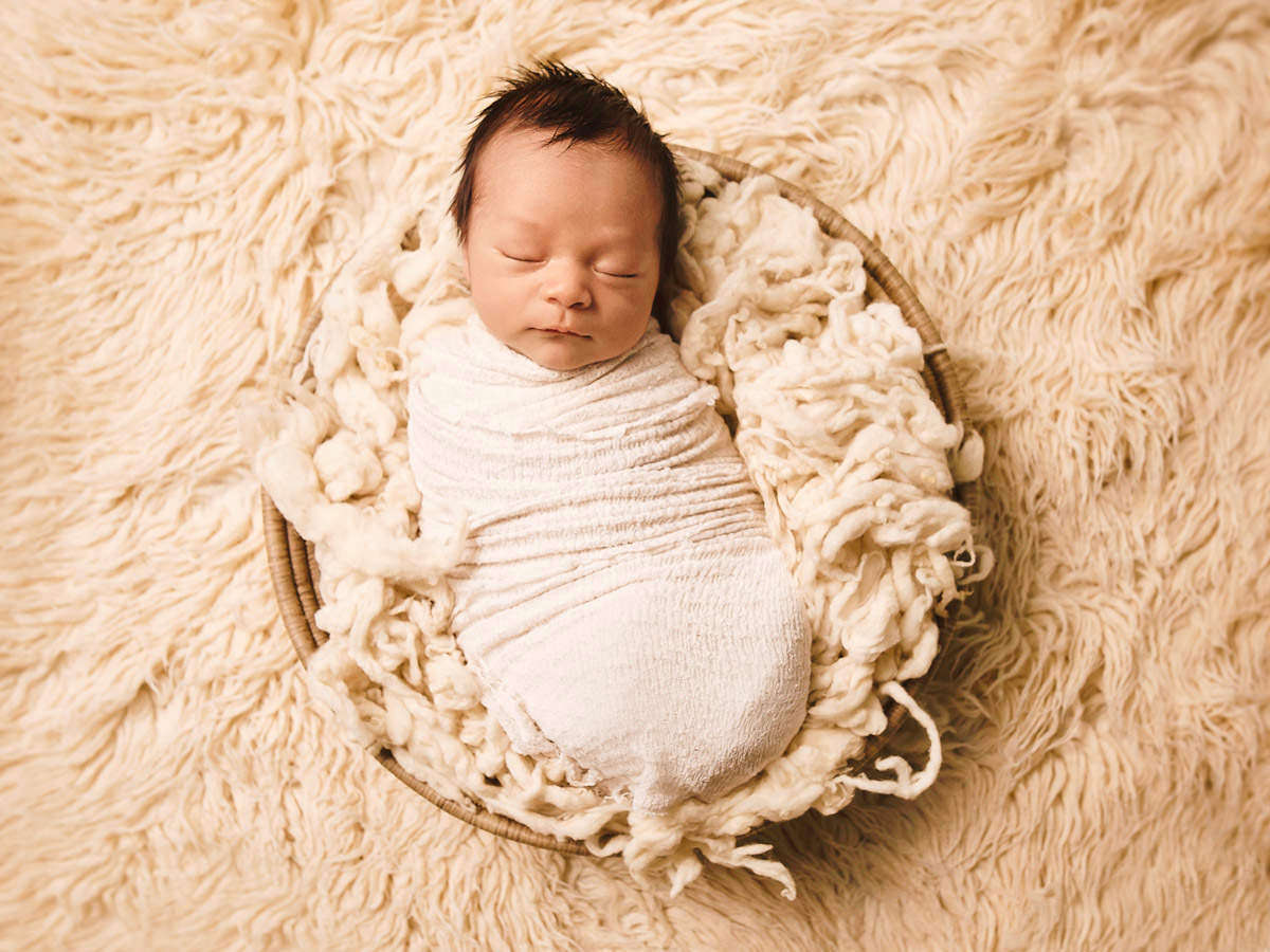 Newborn Photos - Adorable Baby Joshua 5